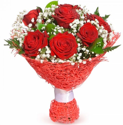 7 adet kırmızı gül buketi  İzmir Konak güvenli kaliteli hızlı çiçek 