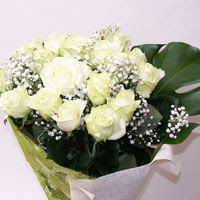  İzmir Konak çiçek online çiçek siparişi  11 adet sade beyaz gül buketi