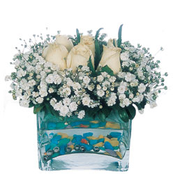  İzmir Konak çiçek servisi , çiçekçi adresleri  mika yada cam içerisinde 7 adet beyaz gül