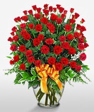Görsel vazo içerisinde 101 adet gül  İzmir Konak İnternetten çiçek siparişi 