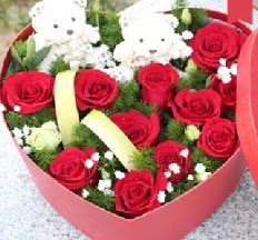 2 adet ayıcık 9 kırmızı gül kalp içerisinde  İzmir Konak kaliteli taze ve ucuz çiçekler 